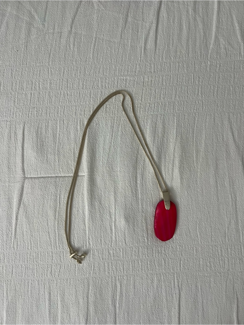 Kendra Scott Inez Gold Long Pendant Necklace In Red